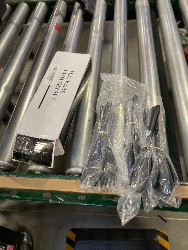 Photo 1 of Disposable EWFEN Black Silverware Set , Black Flatware