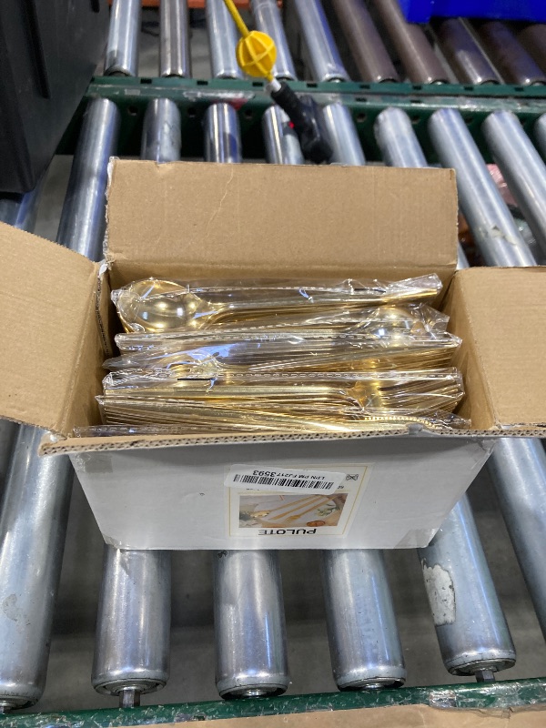 Photo 1 of PULOTE 150PCS Gold Plastic Silverware Disposable - Heavy Duty Gold Plastic Cutlery - Gold Plastic Utensils Set Include 50 Knives,50 Forks,50 Spoons for Party&Wedding