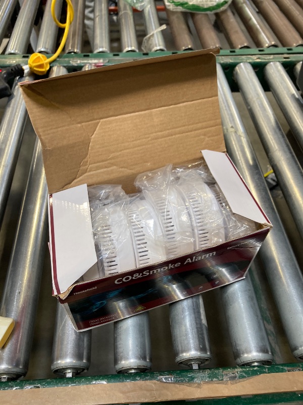 Photo 1 of 6 Packs, 2 in 1,Smoke Carbon Monoxide Detector,Carbon Monoxide Detectors/Smoke Alarm,85 dB Alarm,Large Screen Readout,Test Button,Battery Operated, Work State LED Flash,Easy Install