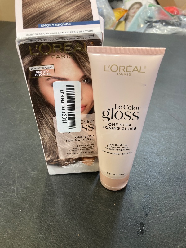 Photo 1 of L'Oreal Paris Le Color Gloss One Step In-Shower Toning Hair Gloss, Neutralizes Brass, Conditions & Boosts Shine, Smoky Bronde, 4 Ounce
