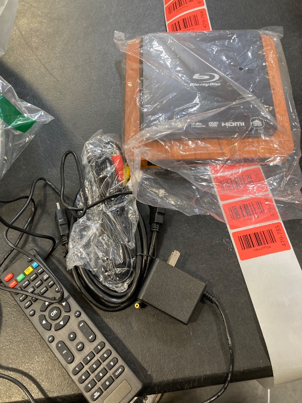 Photo 1 of Blu Ray Player, 1080p Full HD with Surround Sound A 1 Blu-Ray All Region DVD Player, HDMI/USB/AV Connection Blue Ray Disc Player for TV/RV/Home Theater/Car (Retro Design)