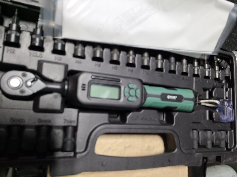 Photo 1 of 1/4 Torque Wrench Digital(1.1-22.2Ft.Lb) ±2% Accuracy Digital Torque Wrench 1/4 Drive with Buzzer and LED Flash Track Mode Inch Pound Torque Wrench Set with Bits & Sockets for Bike Moto Gunsmithing