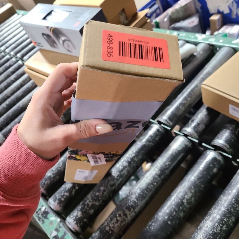 Photo 1 of 110 PCS of Boho Pampas Grass Decor, Naturally Dried Pompas, Bunny Tails Dried Flowers, and dried eucalyptus. Perfect for Weddings, Boho Party Decorations, and Table Decor.