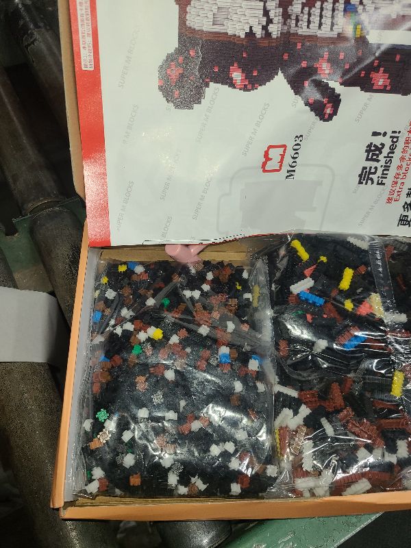 Photo 1 of PIANTION Animal Graffiti Skeleton Bear Micro Building Blocks Set(3000PCS XQ034) 12.6in High Series,Gifts Suitable for Adults