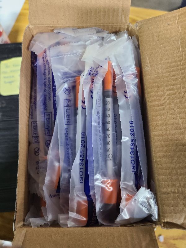 Photo 1 of 1ML Syringe, Lab Supplies Syringes 29G 1/2 Inch with Cover, Individually Wrapped, Pack of 100