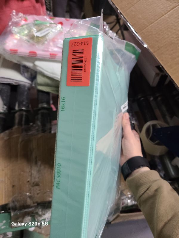 Photo 1 of 1 pc, PVC Free 1 1/2 View Binder (Fits 8.5" x 11" Letter Size Papers), Perfect for School & Office Supplies, Pastel Colors