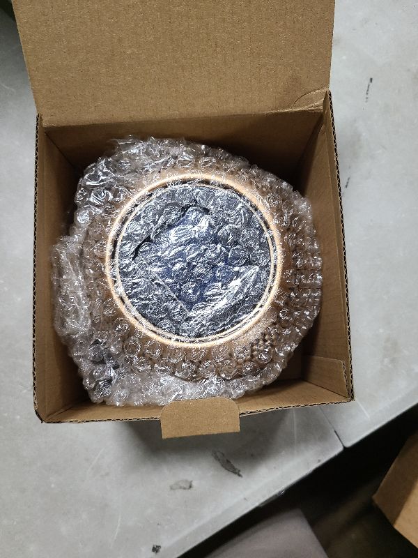 Photo 1 of 2 Pcs Solar Table Lantern Outdoor Waterproof Flickering Flame Solar Powered LED Light Decorative Metal Outdoor Lamp for Outside Indoor Desk Tabletop Bedroom Patio Garden Pathway Yard (Bronze)