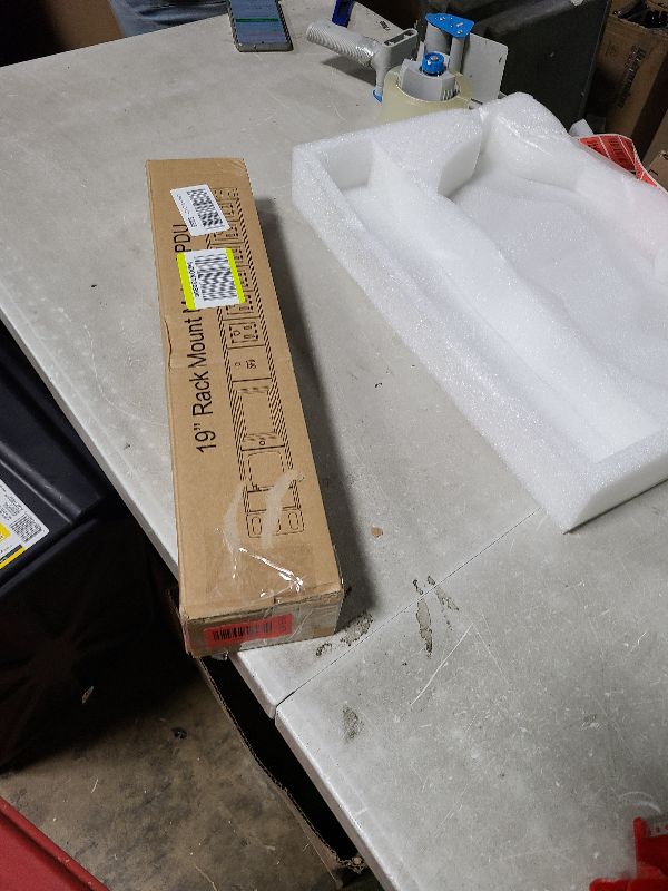 Photo 1 of 19 Inch 6 C13 Metered PDU Rack Mount Power Distribution Units, 110-250V 15A 1U Rackmount Surge Protector Power Strip with Power Meter and OLED Screen Amp Voltage Display