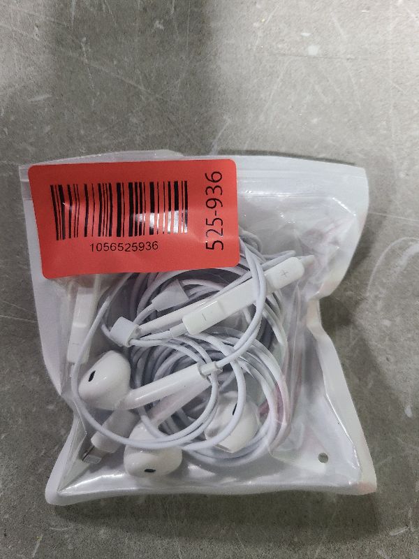 Photo 1 of 2 Pack Wired Headphones for iPhone (Lightning Connector Plug&Play) Earbuds Built-in Microphone & Volume Control,Compatible with iPhone 14/13/12/11/XR/XS/X/8/7/Pro/Pro Max?Official Certified Earphone?