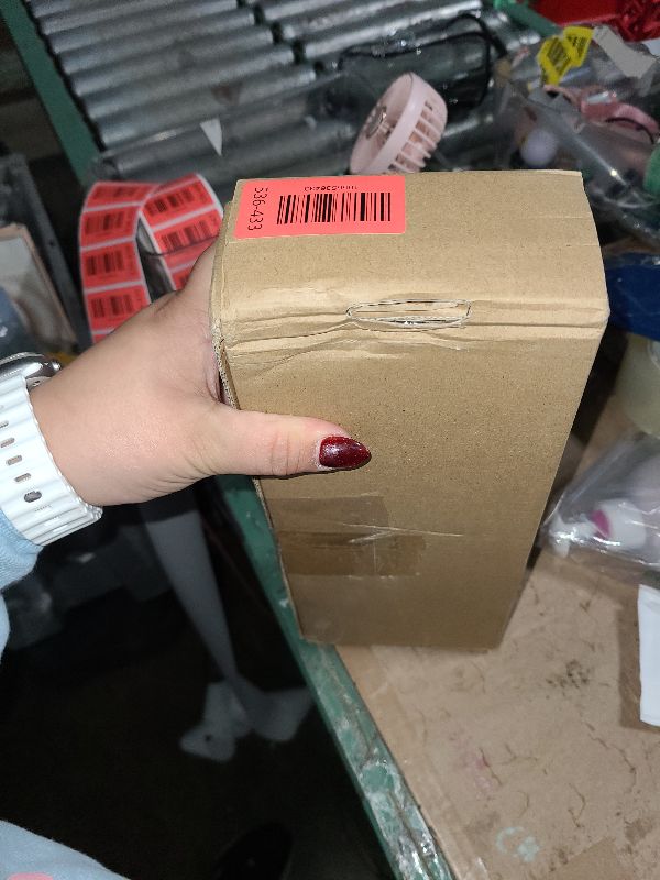 Photo 1 of 2 Inch Rear Drop Lowering Shackle Kit for Chevy Tahoe Silverado K1500 K2500 S10 GMC Yukon Sierra C1500 C2500 Ranger F-150 Replace 410520