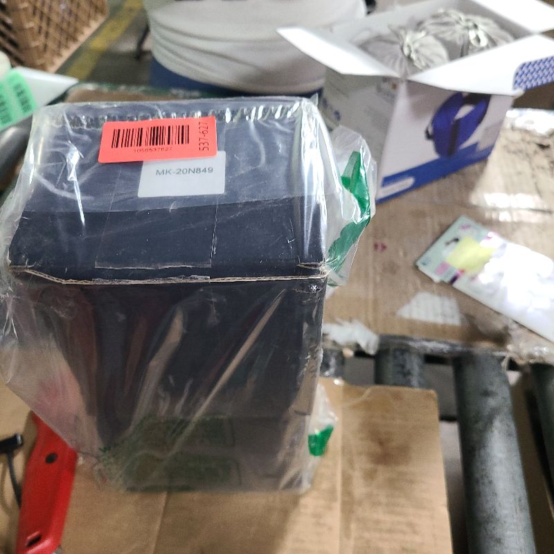 Photo 1 of 2 Pcs Upgrade Semi Truck Locking Fuel Cap Cover, Truck Fuel Tank Cap Lock with 4 Keys, Fit for Kenworth, International, Mack, Volvo