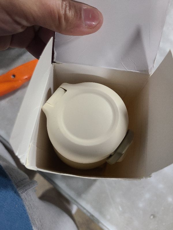 Photo 1 of 17 oz Mini Water Bottle Small Stainless Steel Thermoses - Insulated Vacuum, Leak Proof, Keeps Drinks Hot/Cold - Ideal for Coffee, beverage, Water - White