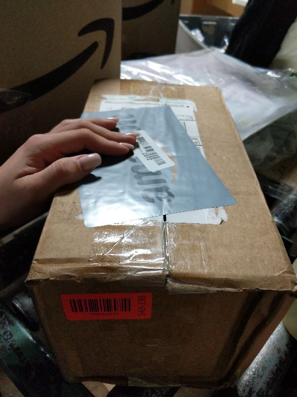 Photo 1 of 184 Pieces Picture Hanging Kit, 20lb, 30lb, and 50lb Picture Hangers, Metal Picture Hanging Hooks with Nails, on Drywall, Wooden Wall(Gold)