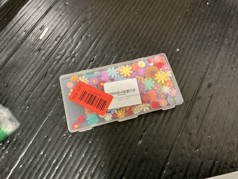 Photo 1 of 100Pcs Random Cute Jelly Embellishrents, Candy Slime Charms Assorted, Cute Flowers, Bulk Mixed Resin Charms Set Scrapbooking Ornament (Multicolor)