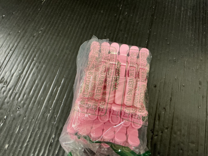 Photo 1 of 30 Pcs Alligator Hair Clip for Styling Sectioning - Salon Hair Clip for Thick Hair, Plastic Hair Styling Clip with Wide Teeth & Double-Hinged Design (Pink)