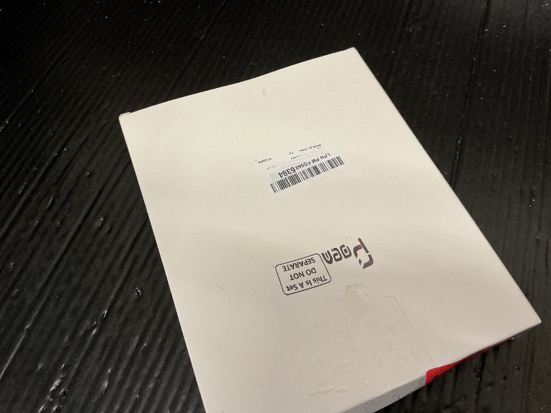 Photo 1 of Poen 6 Pcs Mini Christmas Piñata with Greeting Card Christmas Trees Stockings Santa Claus Gift Boxes Reindeer Piñata for Xmas Party Decorations Cute Xmas Party Supplies