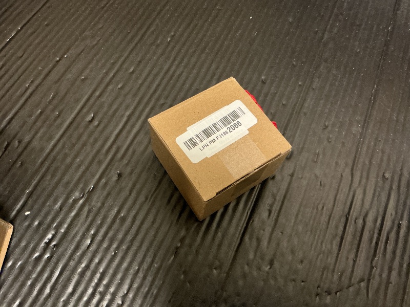 Photo 1 of 10Pcs Sublimation Ornament Blank Round White Blank Ceramic Ornament for Sublimation 2025 Christmas Double-Sided Paintable Decoration Circle Porcelain Deco for Heat Transfer Print DIY Craft Bulk