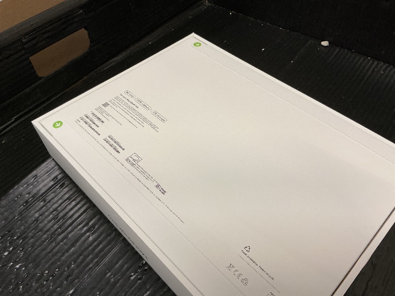 Photo 1 of Apple 2025 MacBook Pro Laptop with M5 chip with 10?core CPU and 10?core GPU: Built for Apple Intelligence, 14.2-inch Liquid Retina XDR Display, 24GB Unified Memory, 1TB SSD Storage; Silver