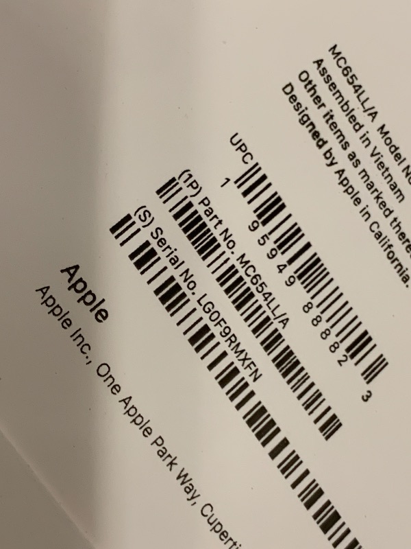 Photo 1 of Apple 2025 MacBook Air 13-inch Laptop with M4 chip: Built for Apple Intelligence, 13.6-inch Liquid Retina Display, 24GB Unified Memory, 512GB SSD Storage, 12MP Center Stage Camera, Touch ID; Silver