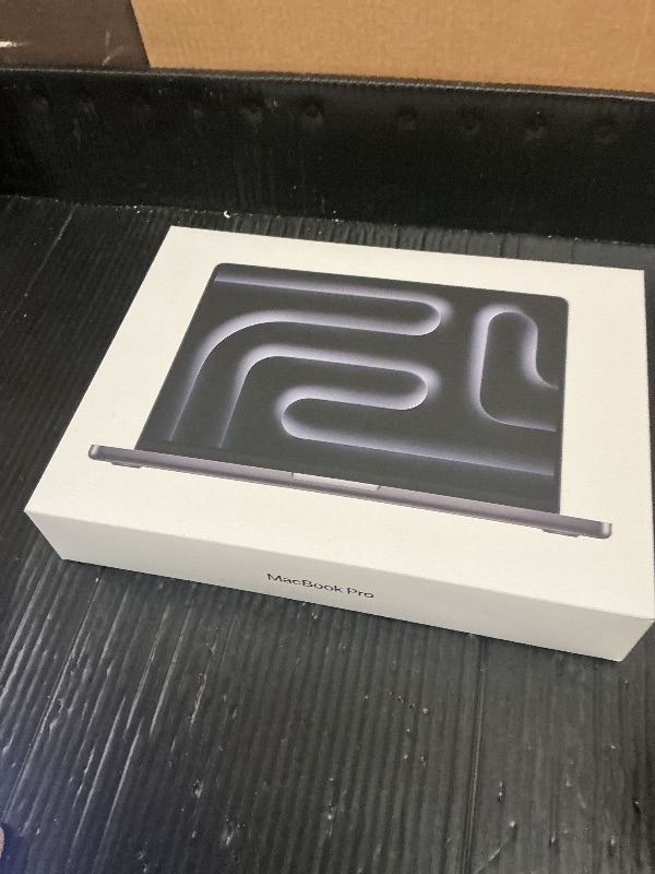 Photo 1 of Apple 2025 MacBook Pro Laptop with M5 chip with 10?core CPU and 10?core GPU: Built for Apple Intelligence, 14.2-inch Liquid Retina XDR Display, 16GB Unified Memory, 512GB SSD Storage; Space Black