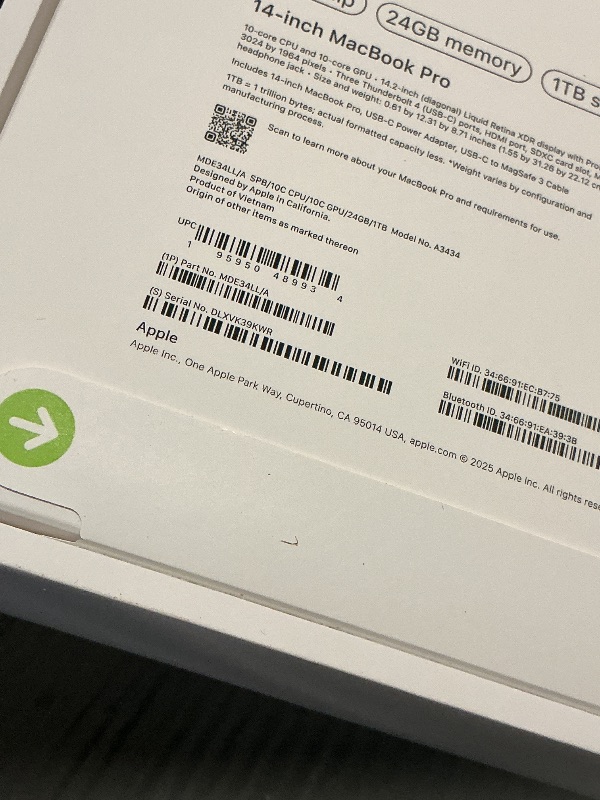 Photo 1 of Apple 2025 MacBook Pro Laptop with M5 chip with 10?core CPU and 10?core GPU: Built for Apple Intelligence, 14.2-inch Liquid Retina XDR Display, 24GB Unified Memory, 1TB SSD Storage; Space Black