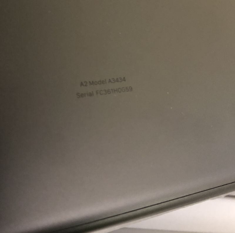 Photo 1 of Apple 2025 MacBook Pro Laptop with M5 chip with 10?core CPU and 10?core GPU: Built for Apple Intelligence, 14.2-inch Liquid Retina XDR Display, 16GB Unified Memory, 1TB SSD Storage; Space Black