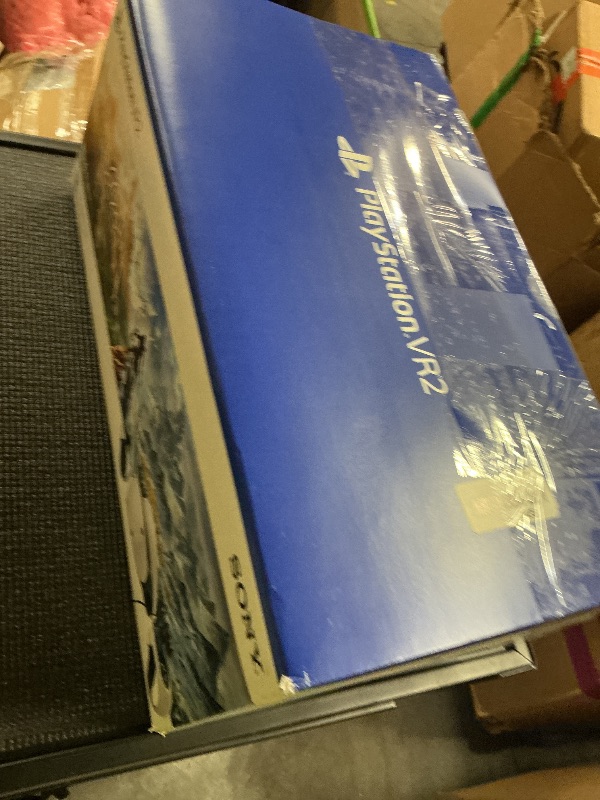 Photo 1 of PlayStation VR2 Horizon Call of The Mountain™ Bundle (PSVR2)