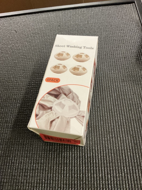 Photo 1 of 4 Pcs Laundry Bed Sheet Detangler Reduces Sheets Blankets Tangled Wrinkles Save Time Reusable in Washer and Dryer Light Blue