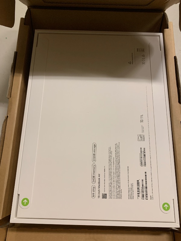 Photo 1 of Apple 2025 MacBook Air 13-inch Laptop with M4 chip: Built for Apple Intelligence, 13.6-inch Liquid Retina Display, 24GB Unified Memory, 512GB SSD Storage, 12MP Center Stage Camera, Touch ID; Starlight