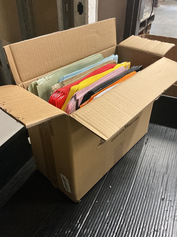 Photo 1 of 120 Pcs Insulated Take Out Bags Bulk in Thermal Insulation Lunch Bag for Hot Cold Food Pizza Coffee Milk Tea Delivery Cooler Bag for Catering Restaurant Picnic (9.5 x 9.5 x 6 in) (120, 24x24x15)