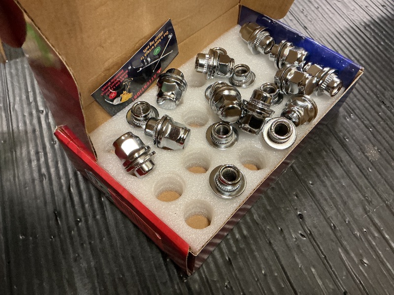 Photo 1 of 12x1.5 Lug Nuts 20 Pcs Chrome Closed End Mag Style Lug Nuts with Washer 13/16" (21mm) Hex Compatible with Toyota Camry/Corolla/Tacoma Lexus