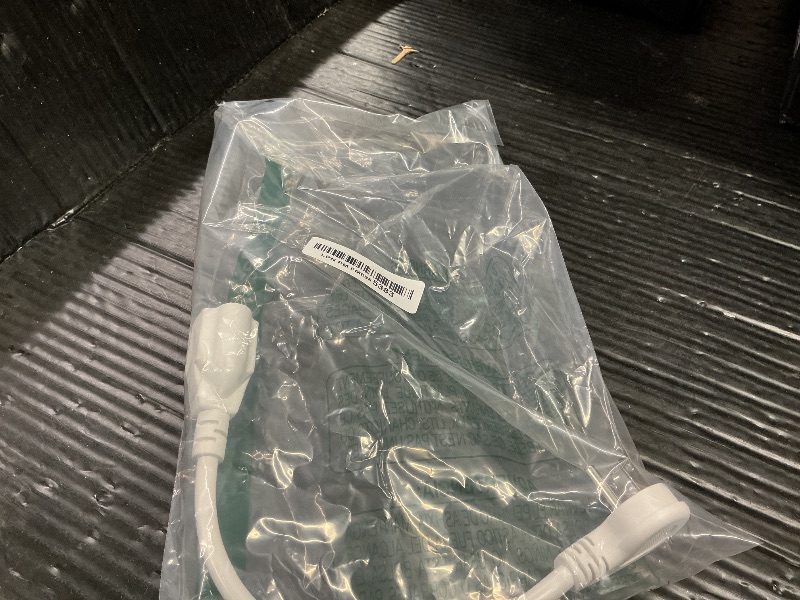 Photo 1 of 1875W Short Extension Cord,15A 14AWG Low Profile Flat Plug Heavy Duty Extension Cord Outlet Saver 3-Prong Grounded Power Extension Cable (White 1 Feet)