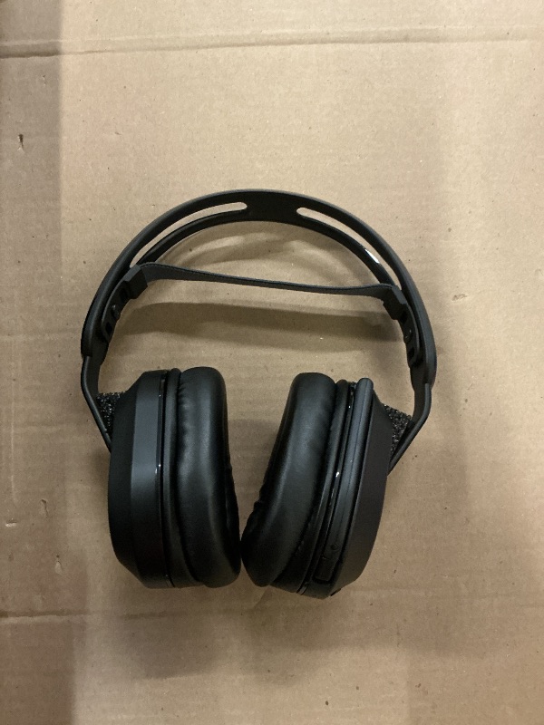 Photo 1 of Turtle Beach Stealth 500 Wireless Amplified Gaming Headset for PS5, PS4, PC, & Mobile – 40-Hr Battery, Bluetooth, Memory Foam Cushions, Flip-to-Mute Mic, EQ Presets, Companion App – Black