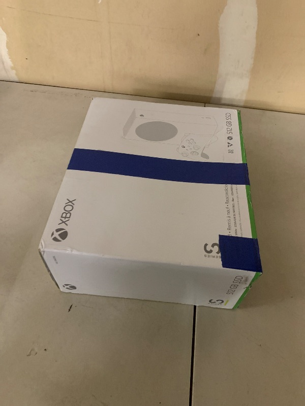 Photo 1 of Xbox Series S - All Digital Gaming Console - 512GB SSD - Includes Wireless Controller - 120FPS (Renewed Premium)