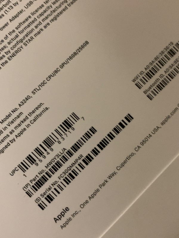 Photo 1 of Apple 2025 MacBook Air 13-inch Laptop with M4 chip: Built for Apple Intelligence, 13.6-inch Liquid Retina Display, 16GB Unified Memory, 256GB SSD Storage, 12MP Center Stage Camera, Touch ID; Starlight