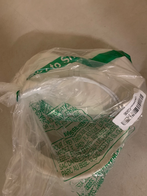 Photo 1 of Apple AirPods Max Wireless Over-Ear Headphones, Pro-Level Active Noise Cancellation, Transparency Mode, Personalized Spatial Audio, USB-C Charging, Bluetooth Headphones for iPhone - Starlight