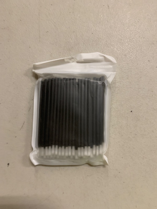 Photo 1 of 100 Pcs Disposable Makeup Lip Brushes PYO Cookie Paint Brushes Nail Polish Brushes Cosmetic Lip Brush Wands mini paint brushes for cookies (Black)