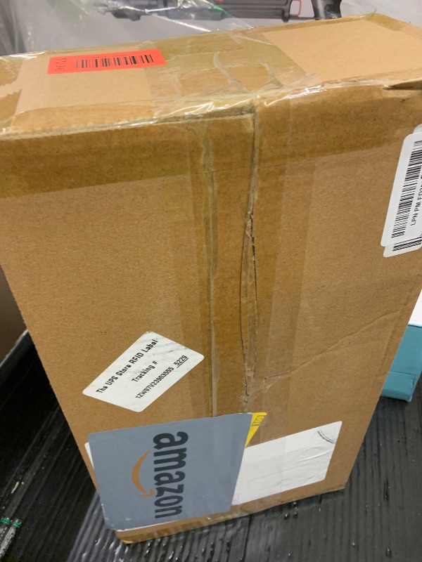 Photo 1 of 18pcs Christmas Tree Gate, 15.7 Inches Tall Christmas Tree Picket Fence for Dogs, Round Toddler Baby Proof White Gate Around Xmas Tree, Thick Plastic Reja para Arbol de Navidad Pet Cat Protector