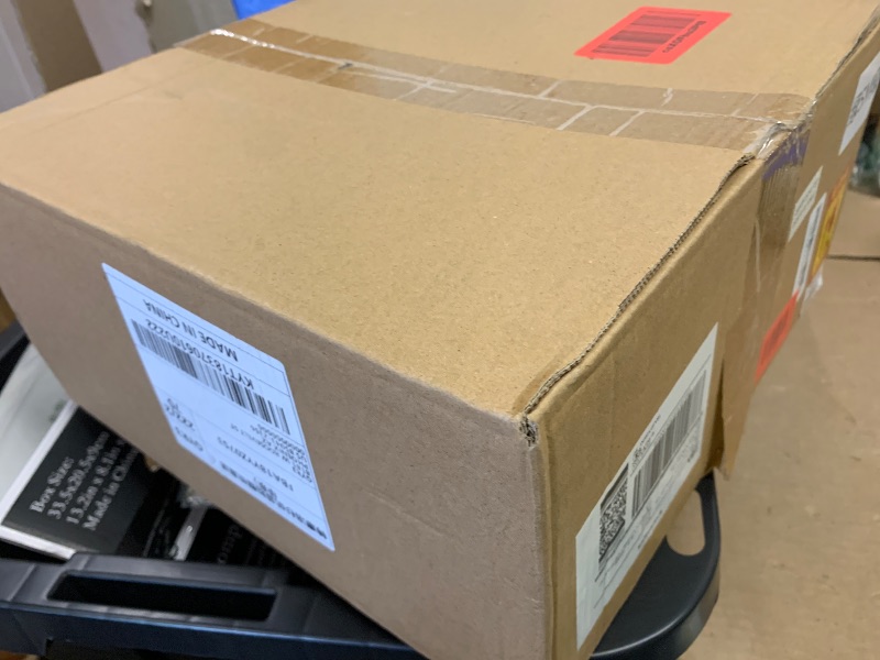 Photo 1 of 16ft Long 20mm Diameter Flexible Pipe PVC Tubing - Bendable Pipe Stem for Artificial Flowers Stem, Balloon Arches, Floral Wedding Decor, DIY Crafts, Cosplay Props (Green (16ft+1PCS Tubing Scissor))