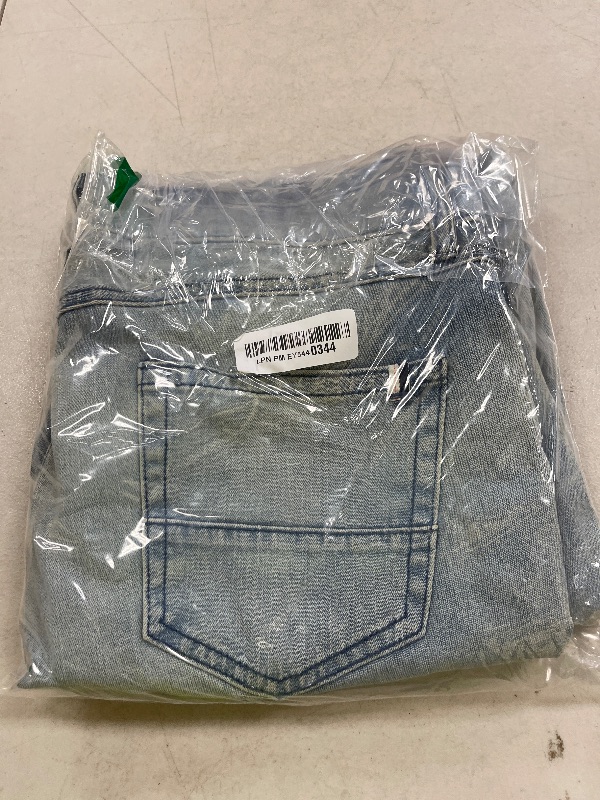 Photo 1 of Amazon Essentials Men's Jeans Slim Fit Stretch - Discontinued Colors, Light Wash, 32W x 28L