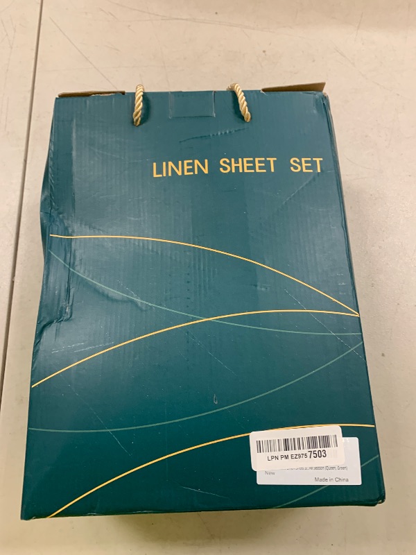 Photo 1 of LBRO2M 100% Linen Sheet Set Queen Size,Bed Sheets 4 Piece Sets,Solid Color Natural Flax Bed Sheets Soft Breathable Bedding,16" Deep Pocket,All Season (Queen, Green)