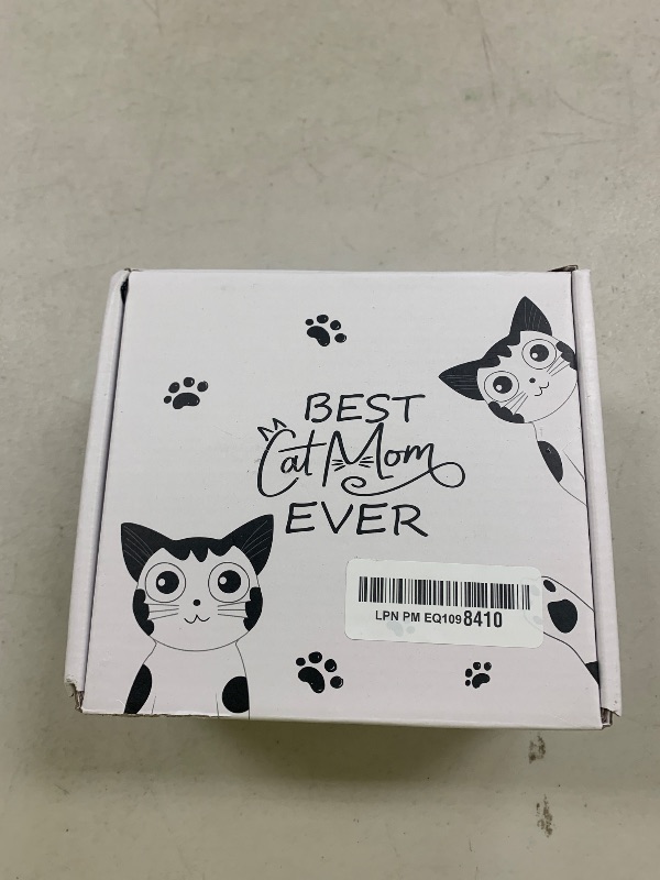 Photo 1 of LiYiQ Cat Lover Gifts for Women - Cat Mom Gifts, Crazy Cat Lady Essentials: Makeup Bag, Socks, Scrunchies, Greeting Cards - Perfect for Birthdays & Mother's Day