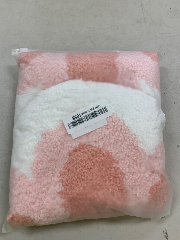 Photo 1 of YRXRUS Flower Bath Mat, Pink Bathroom Rug, Beauty Bath Mats, Ultra Soft Microfiber Bath Rug, Machine Washable Flower Rug, Shower Bathtub Mat Gift Aesthetic Summer Room Decor, 23.6x23.6 in