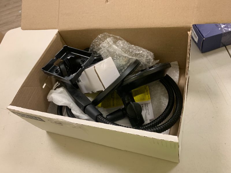 Photo 1 of Delta Faucet Albion 14 Series Single-Handle Shower Faucet, Black Shower Trim Kit with 4-Setting In2ition 2-in-1 Dual Hand Held Shower Head with Hose, Matte Black T142855-BL-I (Valve Not Included)