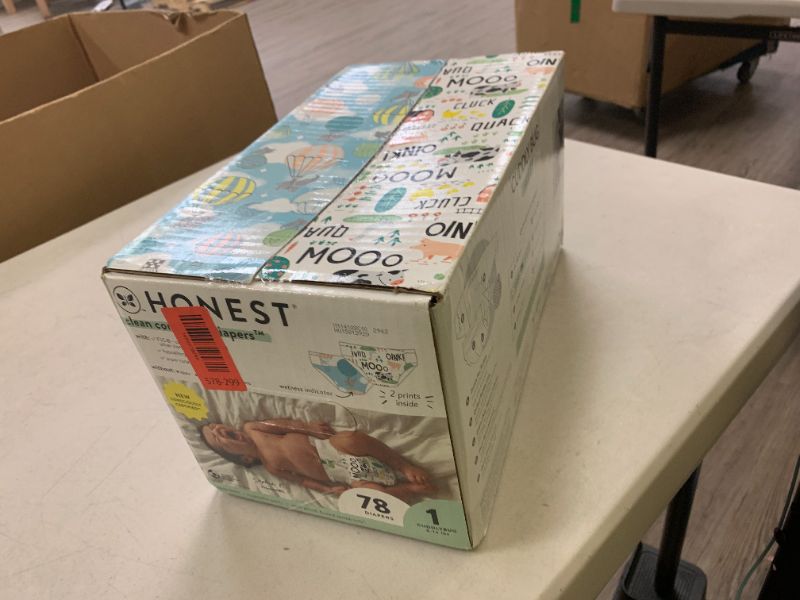 Photo 1 of The Honest Company Clean Conscious Diapers for Delicate Skin | Up to 100% Leakproof | Hypoallergenic, Fragrance Free | Gender Neutral | Club Box, Size 1 (8-14 lbs), 78 Count (Prints May Vary)
