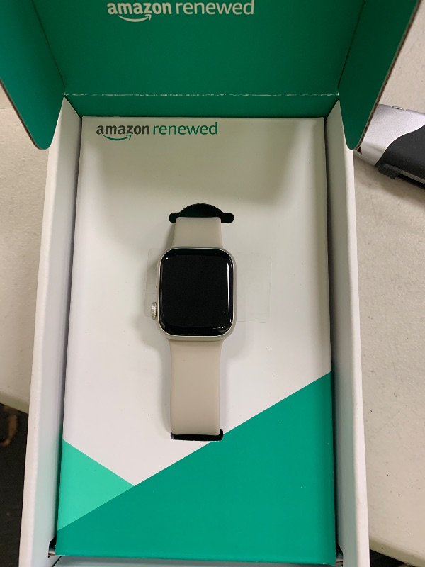 Photo 1 of Apple Watch Series 9 [GPS 41mm] Starlight Aluminum Case with Starlight Sport Band M/L (Renewed Premium)