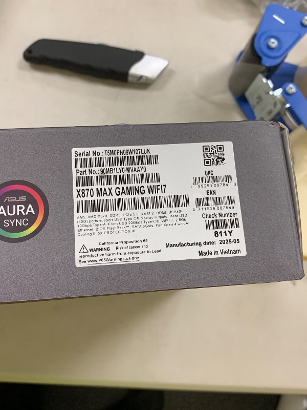 Photo 1 of ASUS X870 MAX Gaming WIFI7 AMD AM5 ATX Motherboard, 12+2+1 80A DrMOS, DDR5, PCIe 5.0 x16 Q-Release, 3X M.2, Wi-Fi 7 Q-Antenna, 2.5Gb LAN, USB4® Type-C®, USB-C® 20Gbps, BIOS Flashback™, Aura Sync