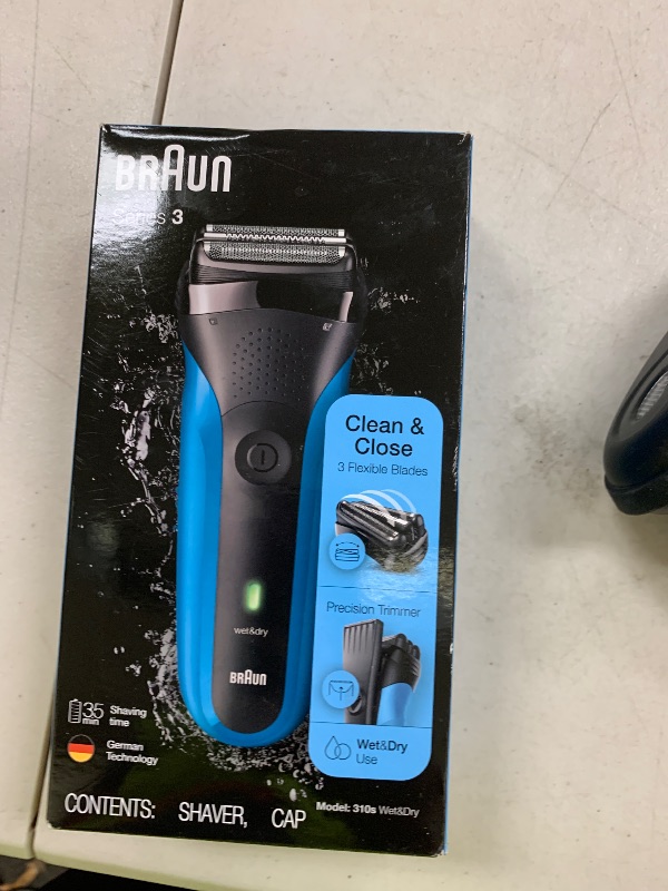 Photo 1 of Braun Electric Razor for Men / Electric Shaver, Series 3 310s, Rechargeable, Wet & Dry, Blue