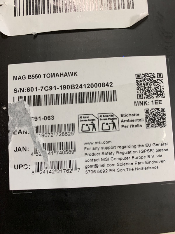 Photo 1 of MSI MAG B550 TOMAHAWK Gaming Motherboard (AMD AM4, DDR4, PCIe 4.0, SATA 6Gb/s, M.2, USB 3.2 Gen 2, HDMI/DP, ATX, AMD Ryzen 5000 Series processors)