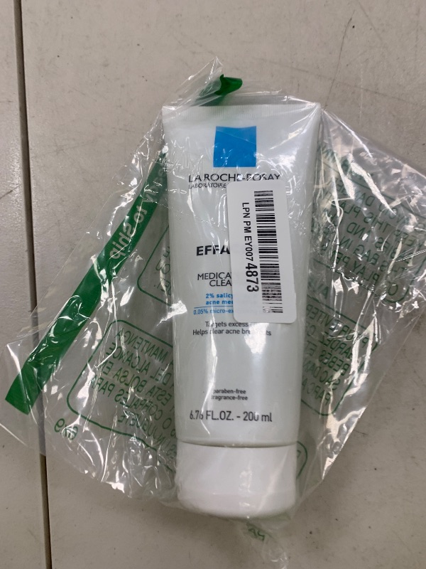 Photo 1 of La Roche-Posay Effaclar Medicated Gel Cleanser, 2% Salicylic Acid Cleanser + LHA + Glycerin, Foaming Acne Face Wash, Helps Clear & Prevent Acne Breakouts, Oil Free, Targets Excess Oil